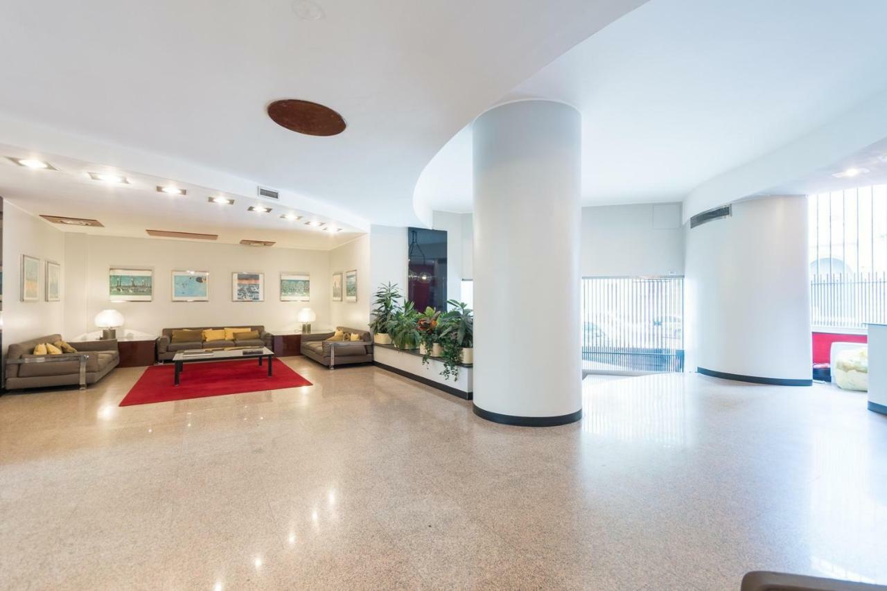 Duomo Deluxe Room Милан Экстерьер фото